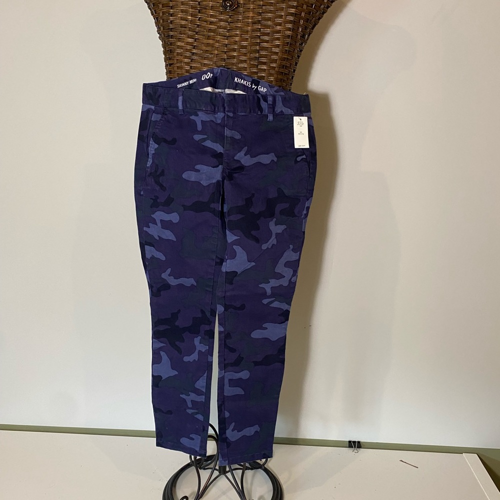 NWT Gap Blue Camo Khakis